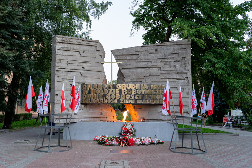 "Solidarność nigdy nie zapomina o swoich bohaterach" zdjęcie nr 314410