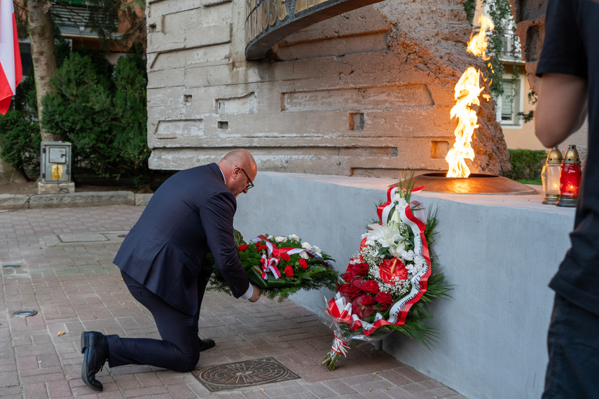 "Solidarność nigdy nie zapomina o swoich bohaterach" zdjęcie nr 314388