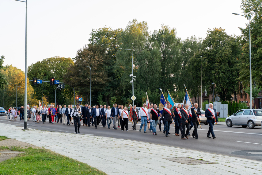 "Solidarność nigdy nie zapomina o swoich bohaterach" zdjęcie nr 314374