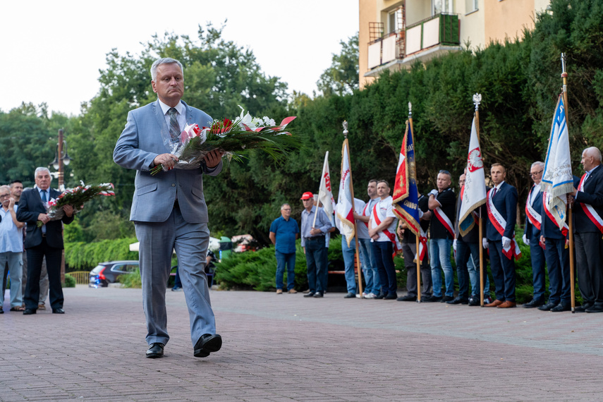 "Solidarność nigdy nie zapomina o swoich bohaterach" zdjęcie nr 314389