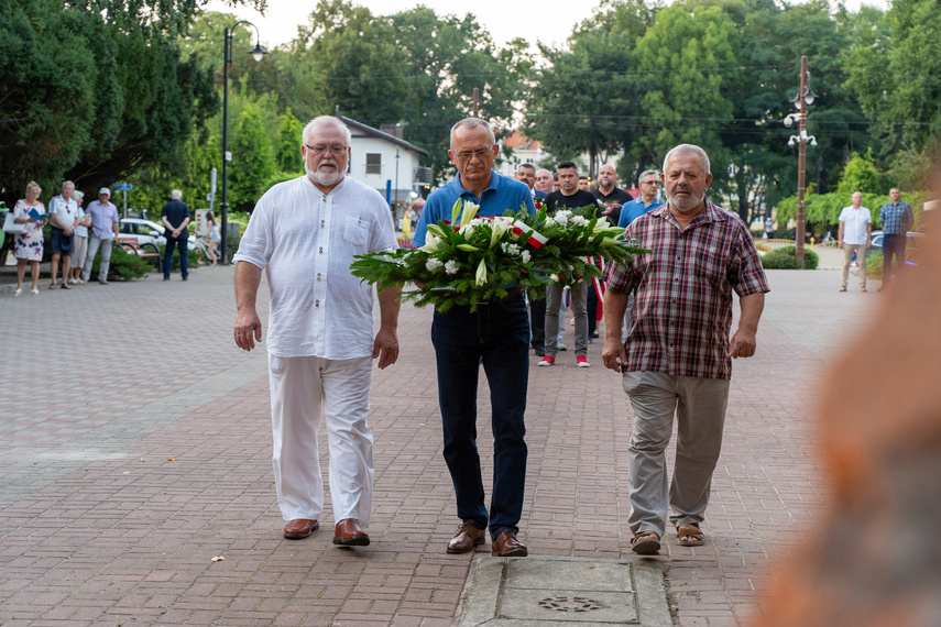 "Solidarność nigdy nie zapomina o swoich bohaterach" zdjęcie nr 314393