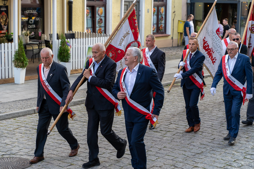 "Solidarność nigdy nie zapomina o swoich bohaterach" zdjęcie nr 314373