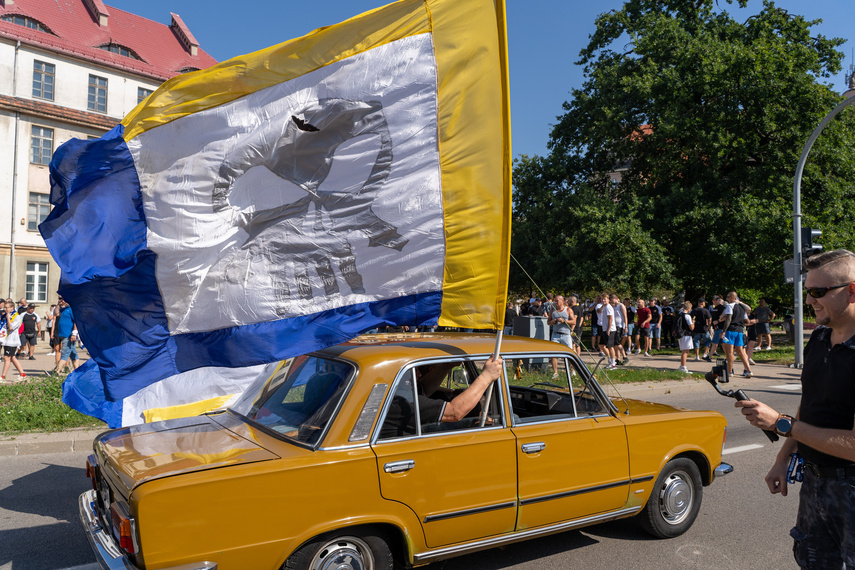 Kibice przemaszerowali przez miasto  zdjęcie nr 314794