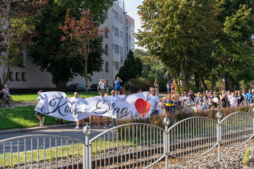 Kibice przemaszerowali przez miasto  zdjęcie nr 314795