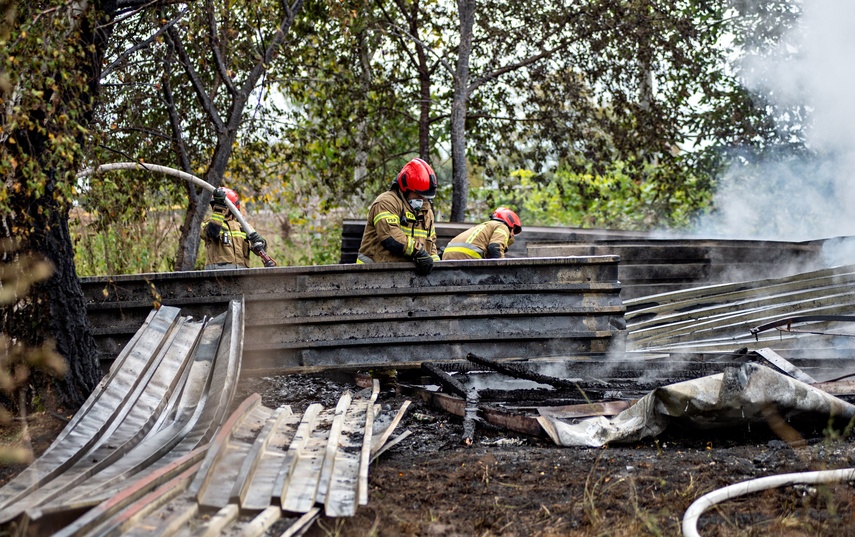 Pożar pustostanu przy ul. Warszawskiej zdjęcie nr 316606