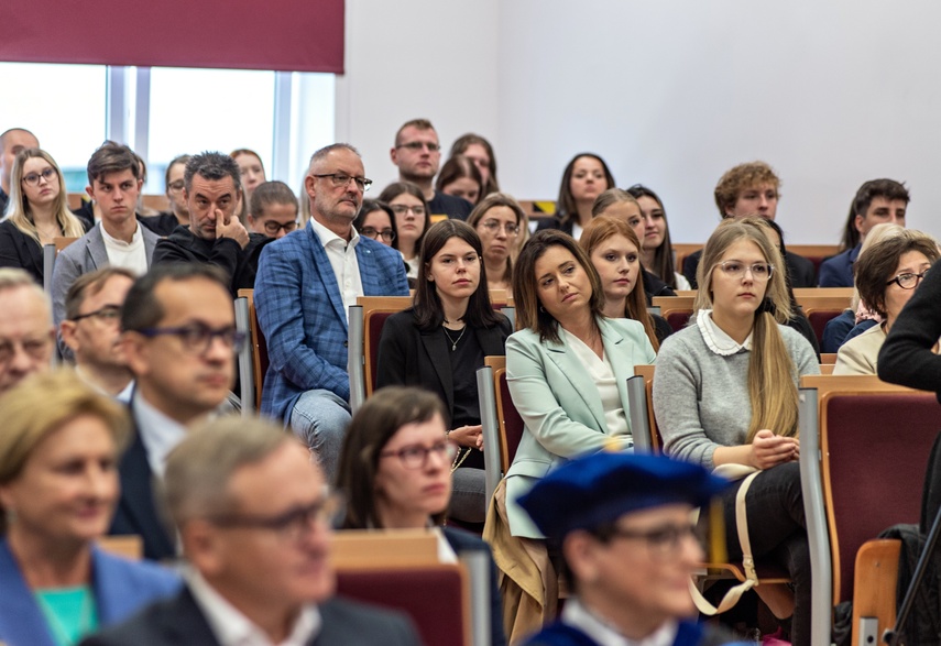 Medyczna i społeczna inauguracja zdjęcie nr 316624