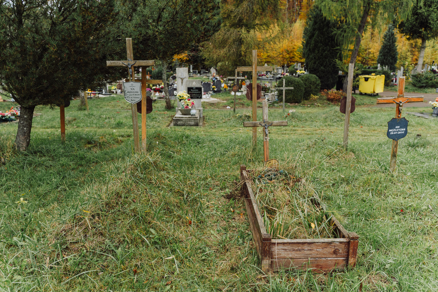 Groby nikomu nieznanych zdjęcie nr 318090