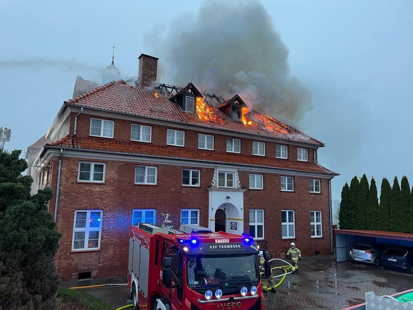 Pożar klasztoru w Braniewie zdjęcie nr 318485