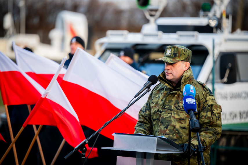 Nowe poduszkowce dla strażników granicznych zdjęcie nr 321122