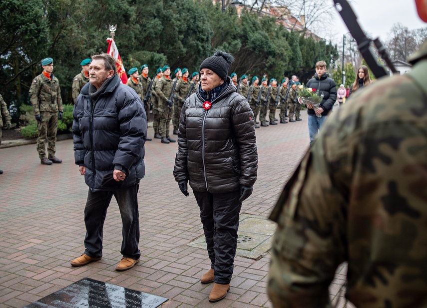 Elbląg pamięta o ofiarach Grudnia 70 zdjęcie nr 321385