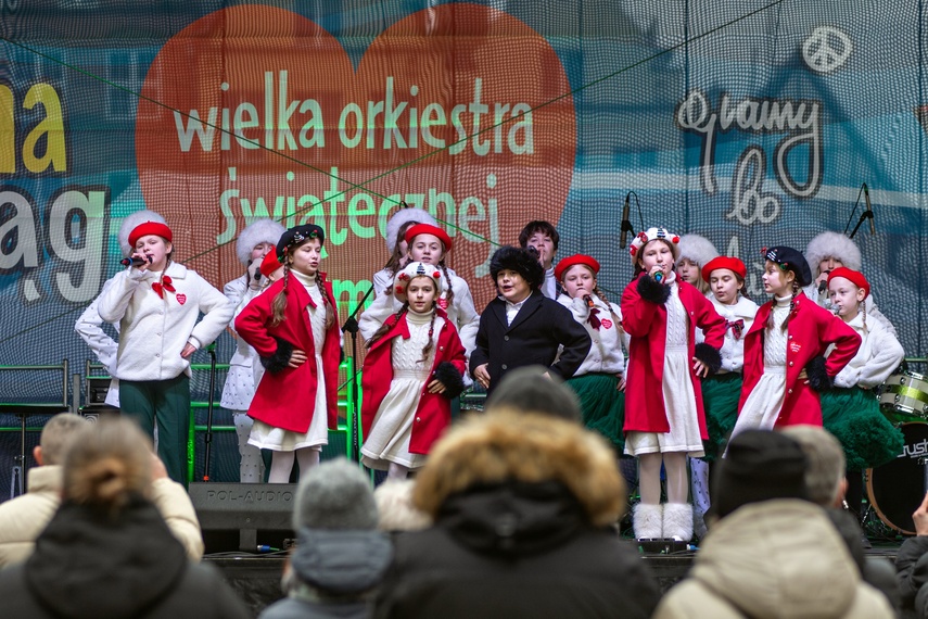 "Wyjść na zewnątrz i pokazać, na co nas stać". Trwa WOŚP w Elblągu zdjęcie nr 324302