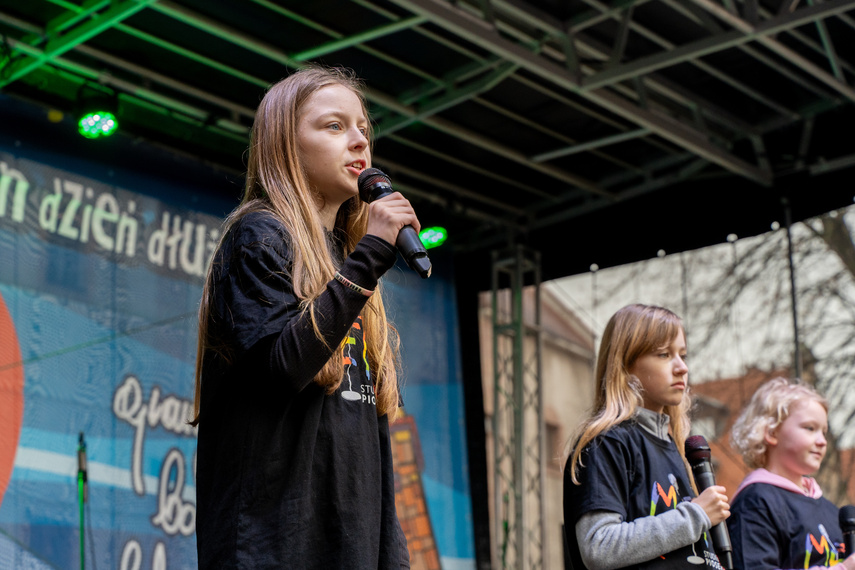 "Wyjść na zewnątrz i pokazać, na co nas stać". Trwa WOŚP w Elblągu zdjęcie nr 324333