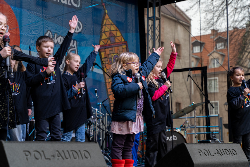 "Wyjść na zewnątrz i pokazać, na co nas stać". Trwa WOŚP w Elblągu zdjęcie nr 324315