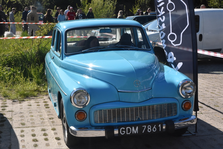 Klasyka motoryzacji zdjęcie nr 329710