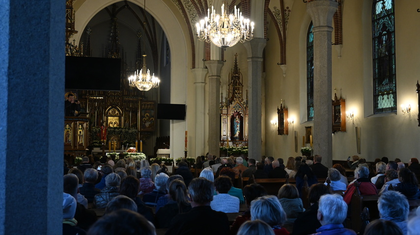 Hanna Dys zainaugurowała koncert organoy zdjęcie nr 329720