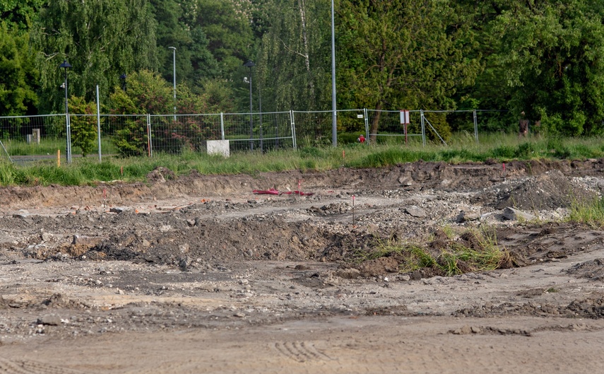 Tu będzie parking, teraz czas na archeologów zdjęcie nr 330430