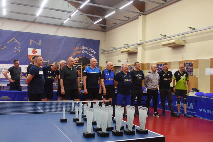 W tenisa stołowego najlepiej grają Nestorzy zdjęcie nr 330564