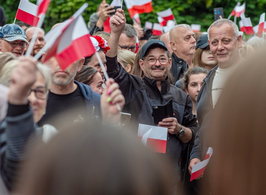 Rafał Trzaskowski w Elblągu. „Tych podziałów naprawdę już wystarczy” zdjęcie nr 330641