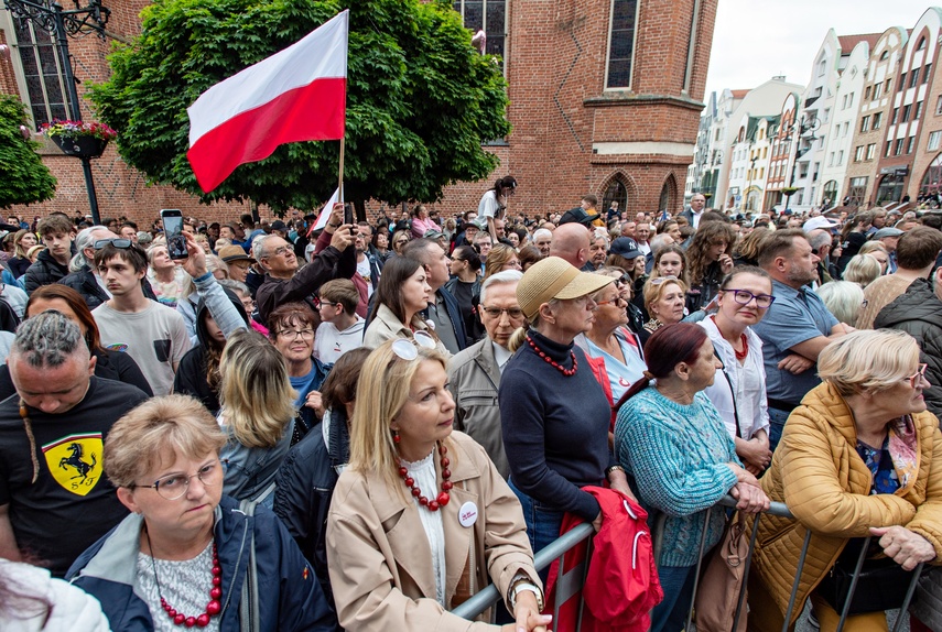 Rafał Trzaskowski w Elblągu. „Tych podziałów naprawdę już wystarczy” zdjęcie nr 330622