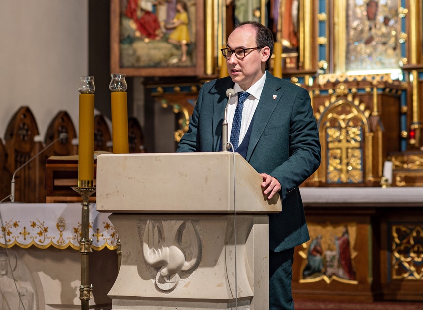 Chór i organy w świętym Wojciechu zdjęcie nr 330796
