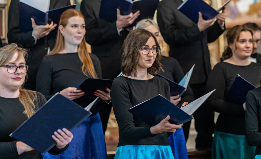Chór i organy w świętym Wojciechu zdjęcie nr 330809
