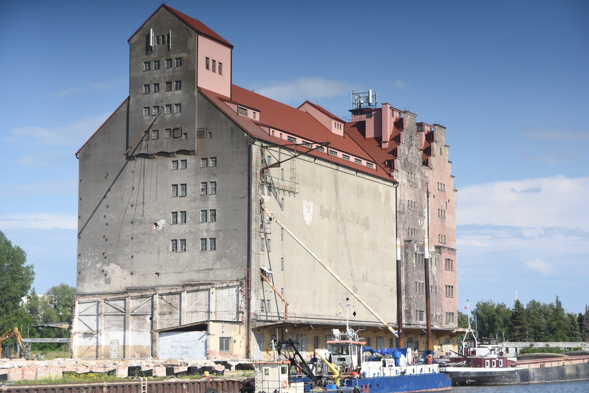 Jantar wrócił do domu zdjęcie nr 330945