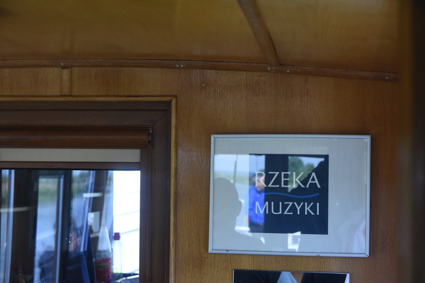 Jantar wrócił do domu zdjęcie nr 330939