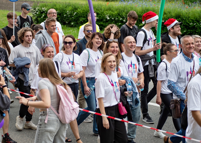Studenci z kluczami do miasta zdjęcie nr 331088