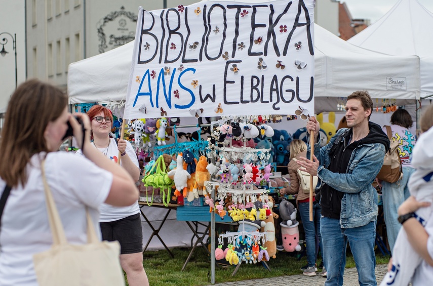 Studenci z kluczami do miasta zdjęcie nr 331099