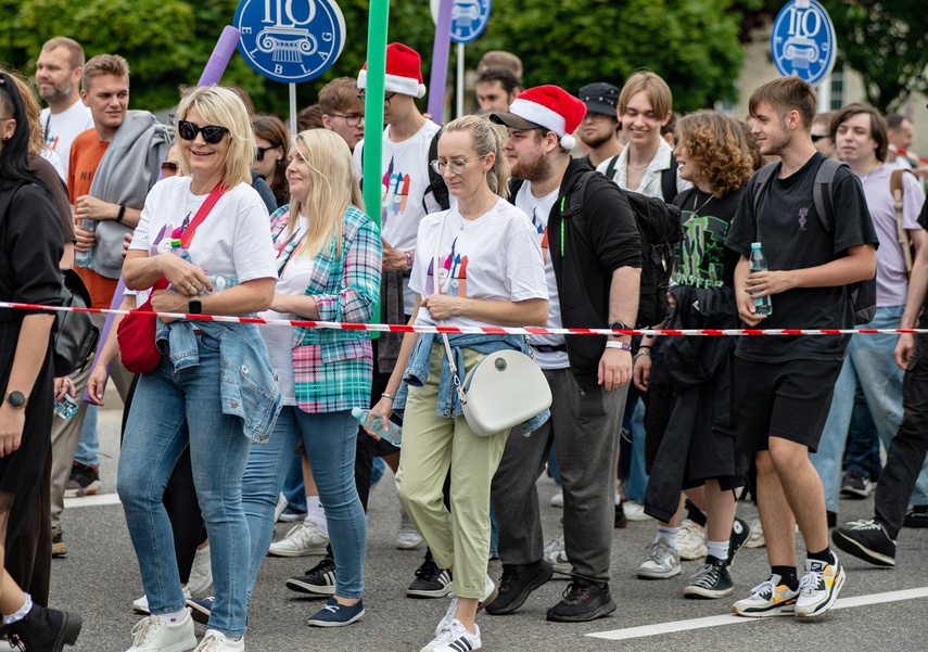 Studenci z kluczami do miasta zdjęcie nr 331076