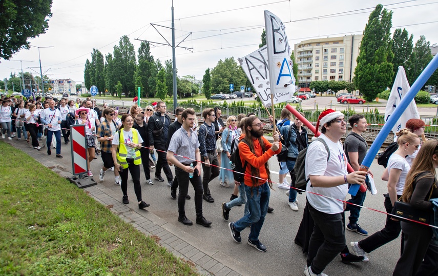 Studenci z kluczami do miasta zdjęcie nr 331067