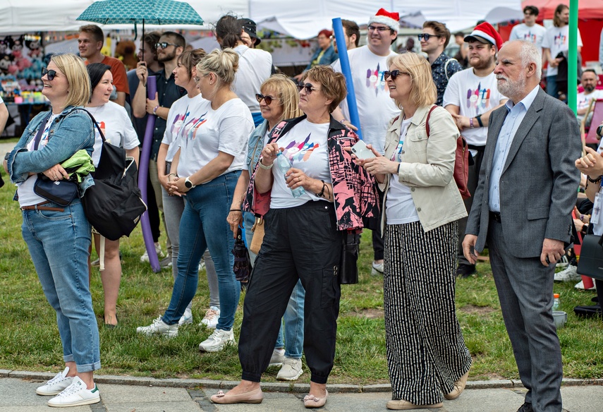 Studenci z kluczami do miasta zdjęcie nr 331107