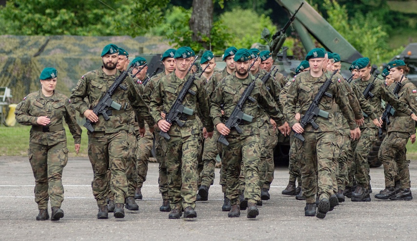 Pododdział z Westerplatte na święcie 16 pułku zdjęcie nr 332062