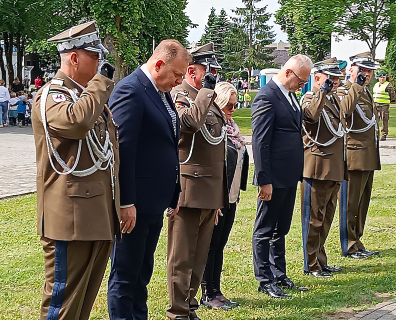 Pododdział z Westerplatte na święcie 16 pułku zdjęcie nr 332132