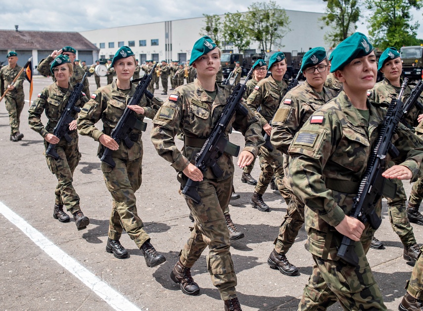 Pododdział z Westerplatte na święcie 16 pułku zdjęcie nr 332121