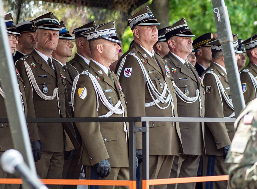 Pododdział z Westerplatte na święcie 16 pułku zdjęcie nr 332079