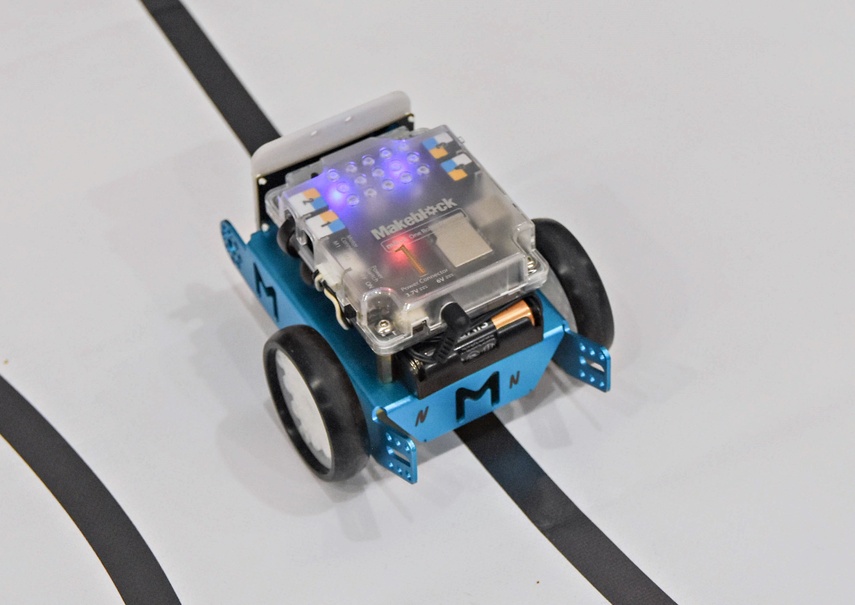 Uczniowie i roboty zdjęcie nr 332282