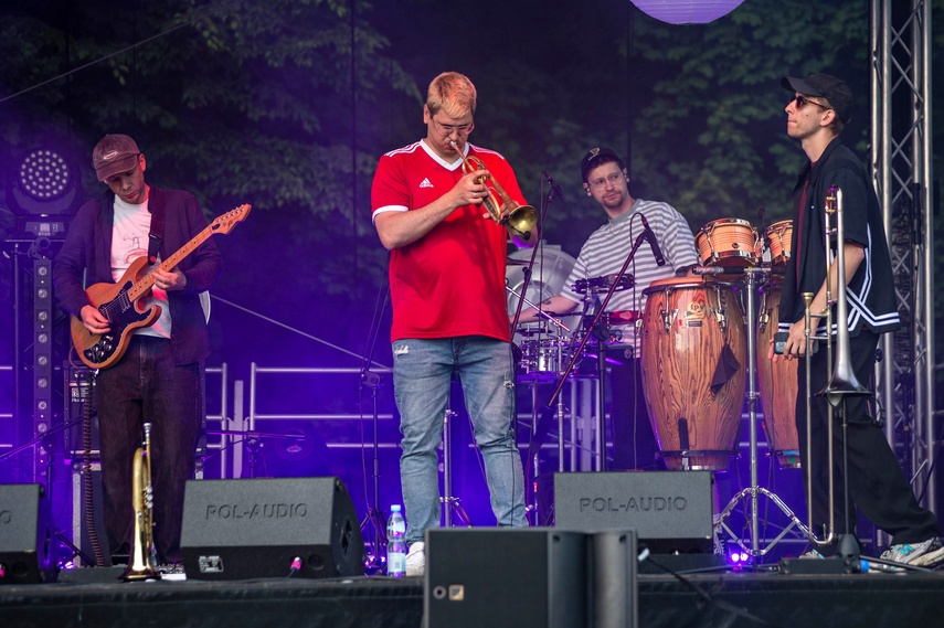 Trwa muzyczne świętowanie w Elblągu zdjęcie nr 332478