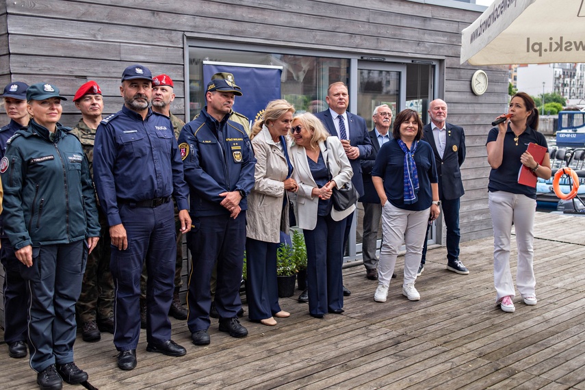 Wakacje tuż, tuż. Jak spędzić je bezpiecznie? zdjęcie nr 332652
