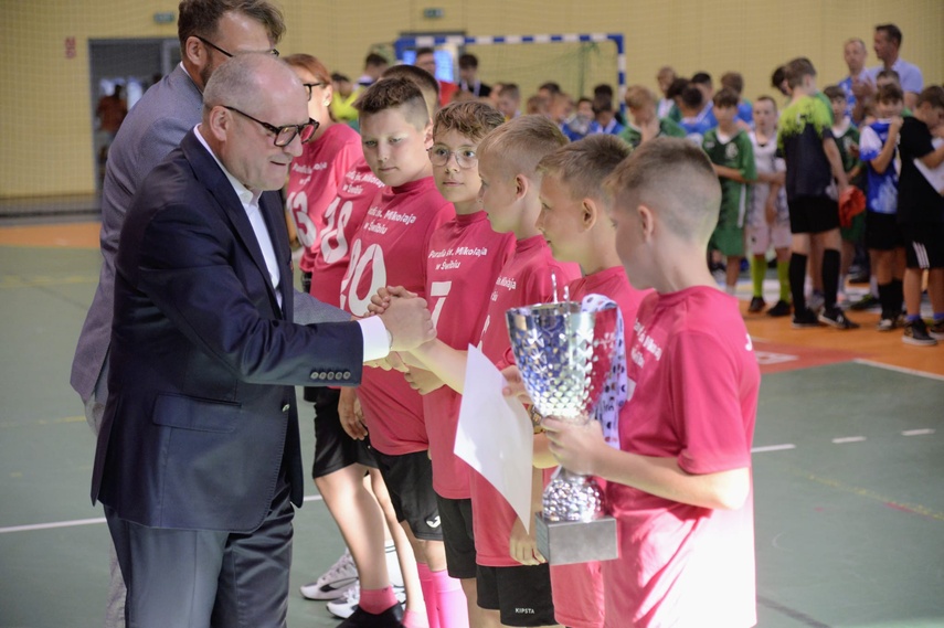 Mistrzostwa Polski ministrantów w halowej piłce nożnej zdjęcie nr 333206