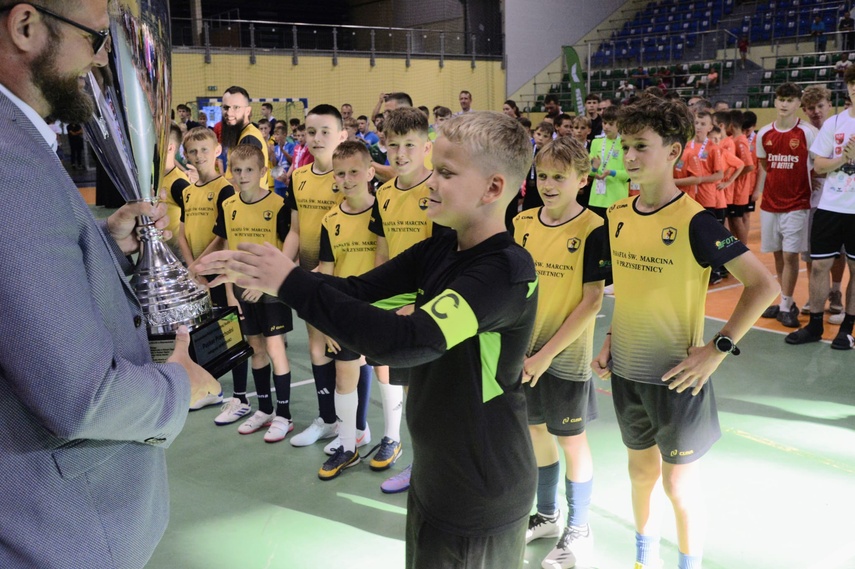 Mistrzostwa Polski ministrantów w halowej piłce nożnej zdjęcie nr 333201
