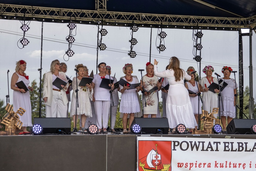 Tu królują wiatr i podcienie zdjęcie nr 333285