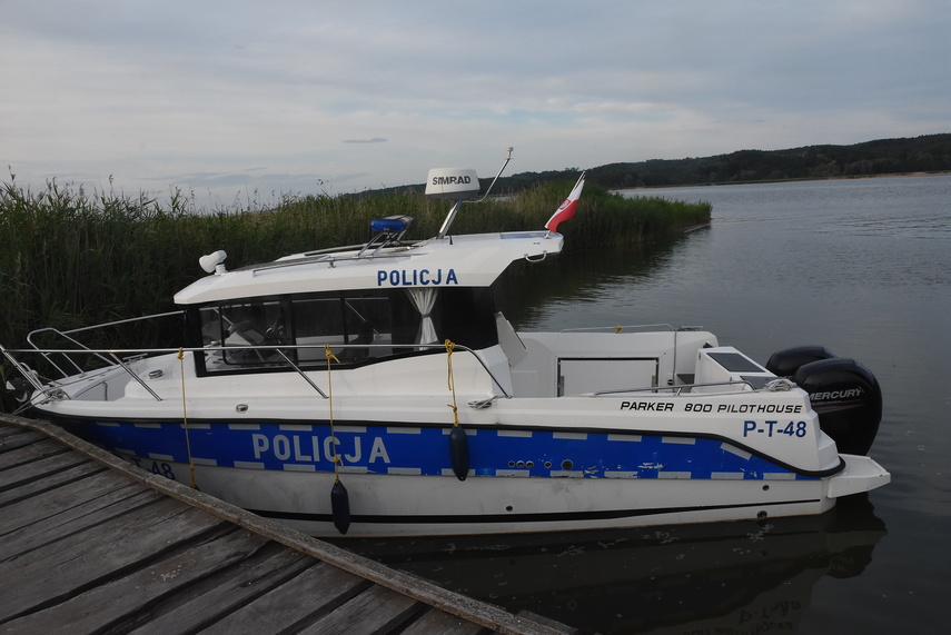 Wypłynął na SUP-ie i stracili z nim kontakt zdjęcie nr 333541