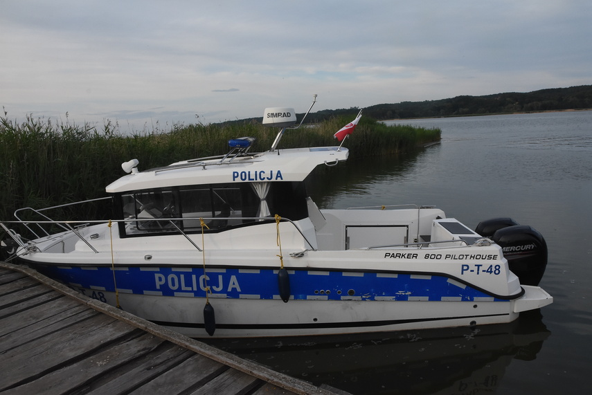 Wypłynął na SUP-ie i stracili z nim kontakt zdjęcie nr 333542