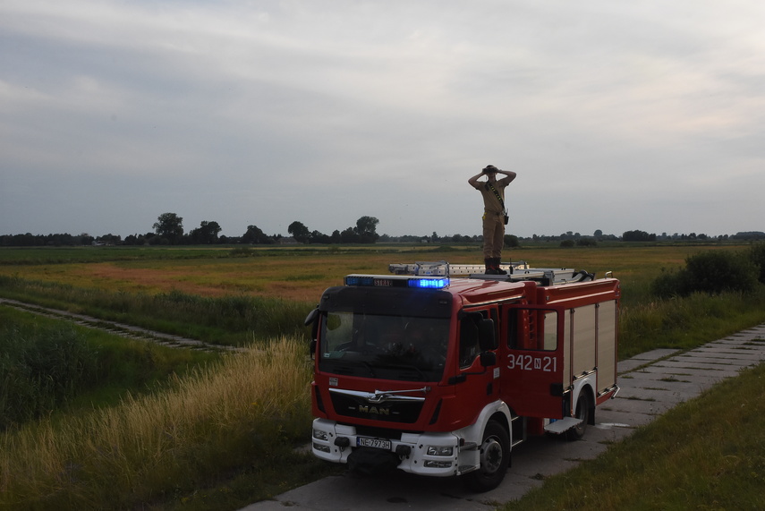 Wypłynął na SUP-ie i stracili z nim kontakt zdjęcie nr 333535