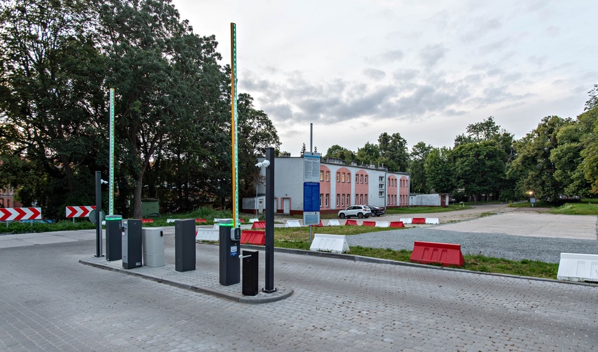 Płatny system parkingowy w Szpitalu Miejskim  zdjęcie nr 335382