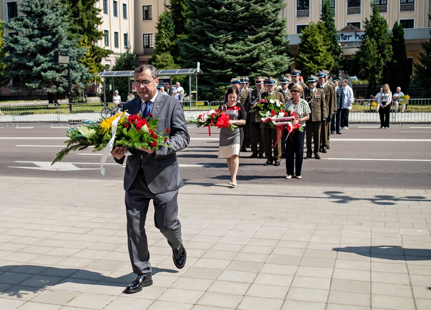 Tak elblążanie obchodzili Święto Wojska Polskiego zdjęcie nr 335489