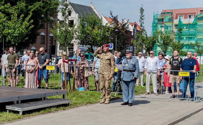 Tak elblążanie obchodzili Święto Wojska Polskiego zdjęcie nr 335509