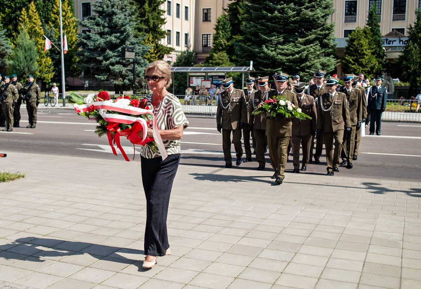 Tak elblążanie obchodzili Święto Wojska Polskiego zdjęcie nr 335491