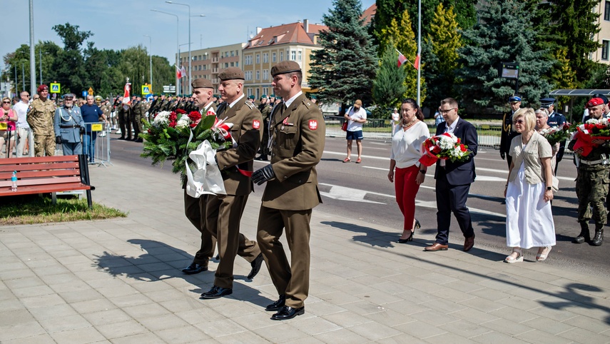 Tak elblążanie obchodzili Święto Wojska Polskiego zdjęcie nr 335494